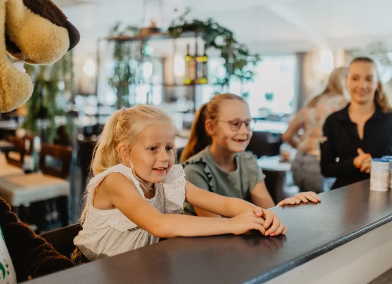 Camping de kleine wolf faciliteit horeca pannenkoeken bob babet 4