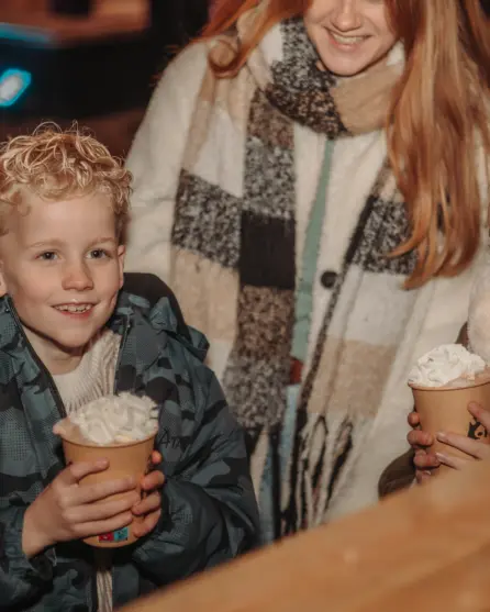 Kleine Wolf Opening ijsbaan 11